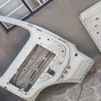 درب سمت راننده اف ام ۹ استوک با درب جعبه