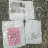 ملحفه سفید|رختخواب، بالش، پتو|لیسار, |دیوار