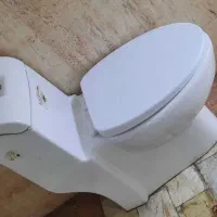 توالت فرنگی والریا و روشویی