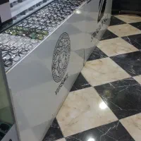 دو عدد ویترین مغازه تمام ام دی اف