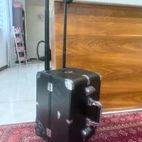 چمدان میکاپ شی رز چرخ دار و بدون چرخ اصل المان قفل