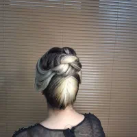 شنیون و میکاپ