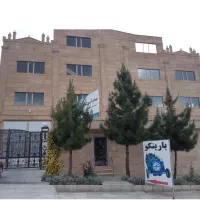 استخدام تراشکار و آهنگر و کارگر ساده