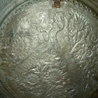 سینی مسی|کلکسیون اشیاء عتیقه|صدرا-فارس, فاز ۱|دیوار