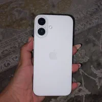 گوشی ایفون ۱۶ نرمال