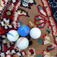 تعدادی تیله بسیار زیبا و قدیمی