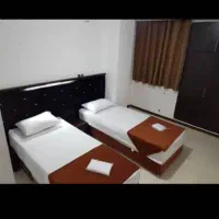 سوییت خانه مسافر|اجارهٔ کوتاه‌مدت آپارتمان و سوئیت|شیراز, نیستان|دیوار