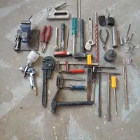 ابزار آلات و یراق آلات