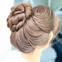 مدل برای نمونه کار شنیون