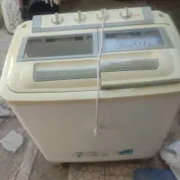 لباسشویی‌دوقلو‌درحدنو‌تابلوفرش‌دست‌بافت‌|ماشین لباسشویی و خشک‌کن لباس|کرج, برغان|دیوار