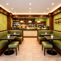 استخدام آبمیوه فروشی سجاد هاشمیه در شیفت شب