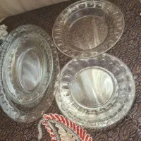 تعدادی ظرف پیرکس طرح عینکی