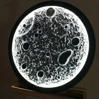 تابلو ماه آماده ارسال