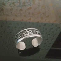 دسبند بسیار مردانه وع زیبا