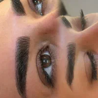 آرایش دائم و تتو بدن مینیمال