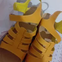 کفش پاشنه بلند تابستانی