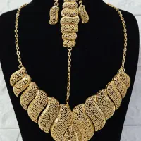 انواع سرویس بدل زنانه رنگ ثابت|بدلیجات|تهران, آبشار|دیوار