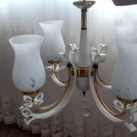 لوستر سفید