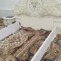 سرویس خواب ، تخت و دو عدد پاتختی،میزدراور و آینه