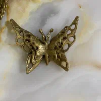 پروانه برنز|کلکسیون اشیاء عتیقه|الوند, |دیوار