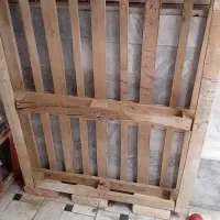 پالت چوبی