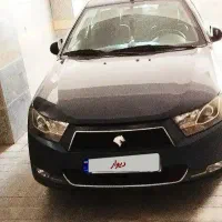 دنا ۹۵ تمیز آینه ها و صندلی ها برقی