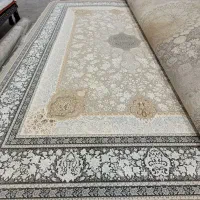 فرش تک ۱۵۰۰ شانه فقط ۱۳ تومن|فرش|مشهد, حرم مطهر رضوی|دیوار