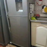 یخچال و ۳ عدد فرش ۱۲ متری|یخچال و فریزر|تهران, صاحب الزمان|دیوار