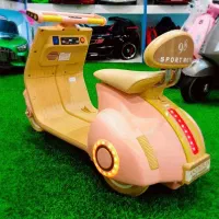 موتورشارژی فضایی وسپا پسرونه دخترونه (ماشین شارژی)|اسباببازی بچه|مشهد, توس (بلوار توس)|دیوار