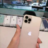 اپل iPhone 12 Pro با حافظهٔ ۲۵۶ گیگابایت