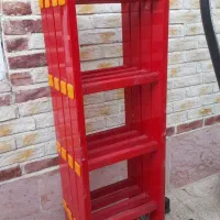 نردبان و صندلی