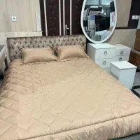 تخت دو نفره میزآرایش پاتختی و صندلی