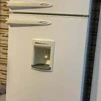 و یخچال و فریزر لوسترو میز آشپزخانه|مبلمان خانگی و میز عسلی|اراک, |دیوار