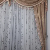 پرده با کتیبه و والن