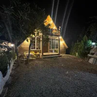 کلبه سوئیسی استخر دار بزرگ