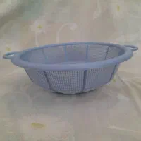 تعدادی ظرف اسلایدها ببین متنوع هست و مفت|لوازم جانبی حیوانات|جهرم, |دیوار