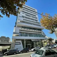دفتر-کار-در-برج-زیبای-آلبان