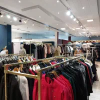 فروشگاه پوشاک برندا استایل