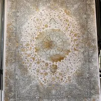 نقره ای صدفی قالی