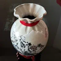 گلدان چینی پایه دار|صنایع دستی و سایر لوازم تزئینی|بومهن, |دیوار