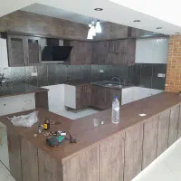 فروش کابینت در حد نو همراه با سینک و هود