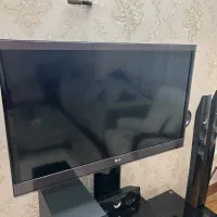 تلویزیون LED سه بعدی LG همراه با میز ال ای دی|تلویزیون و پروژکتور|سمنان, |دیوار