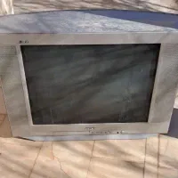 تلویزیون بزرگ قدیمی