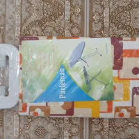 میز اتوایستاده کاملا نو استفاده نشده مناسب جهیزیه