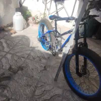 یک عدد دوچرخه ساحلی لاستیک گنده سایز 24