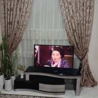 والان پرده در حد نو .فقط والان بدون پرده زیرش هست