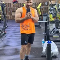 مربی  خصوصی کراسفیت و حرکات اصلاحی آقایان و بانوان|خدمات آموزشی|تهران, دزاشیب|دیوار