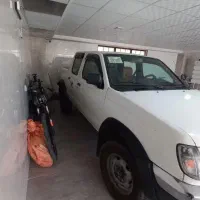 نیسان پیکاپ دو کابین، مدل ۱۳۸۶