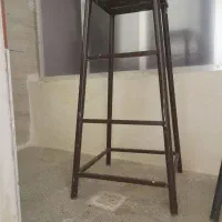 چهارپایه اهنی