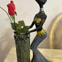 مجسمه|مجسمه، تندیس، ماکت|گنبد کاووس, |دیوار